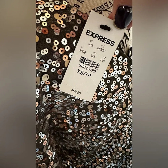 NWT Express copper and silver half sleeve sequin top - Picture 4 of 4